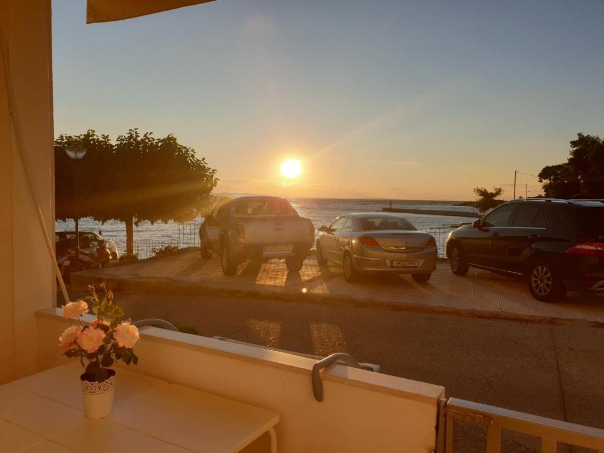 Sunset_Apartments Only 15 Meters From The Sea Neos Marmaras Eksteriør billede