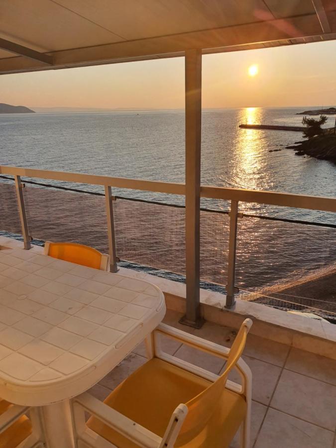 Sunset_Apartments Only 15 Meters From The Sea Neos Marmaras Eksteriør billede