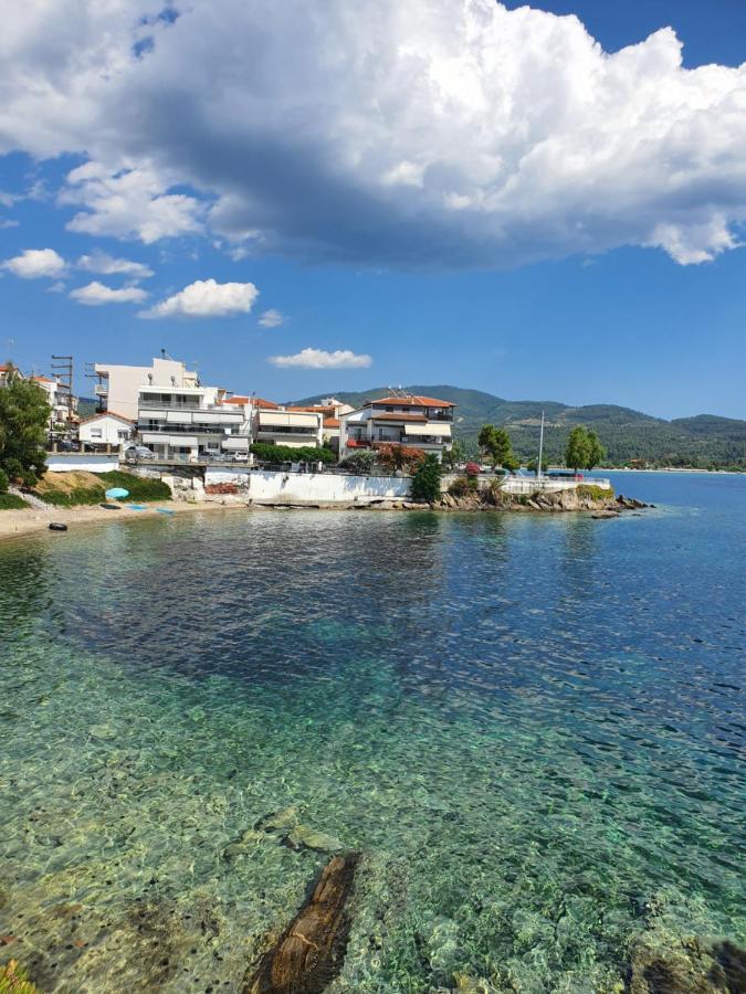 Sunset_Apartments Only 15 Meters From The Sea Neos Marmaras Eksteriør billede